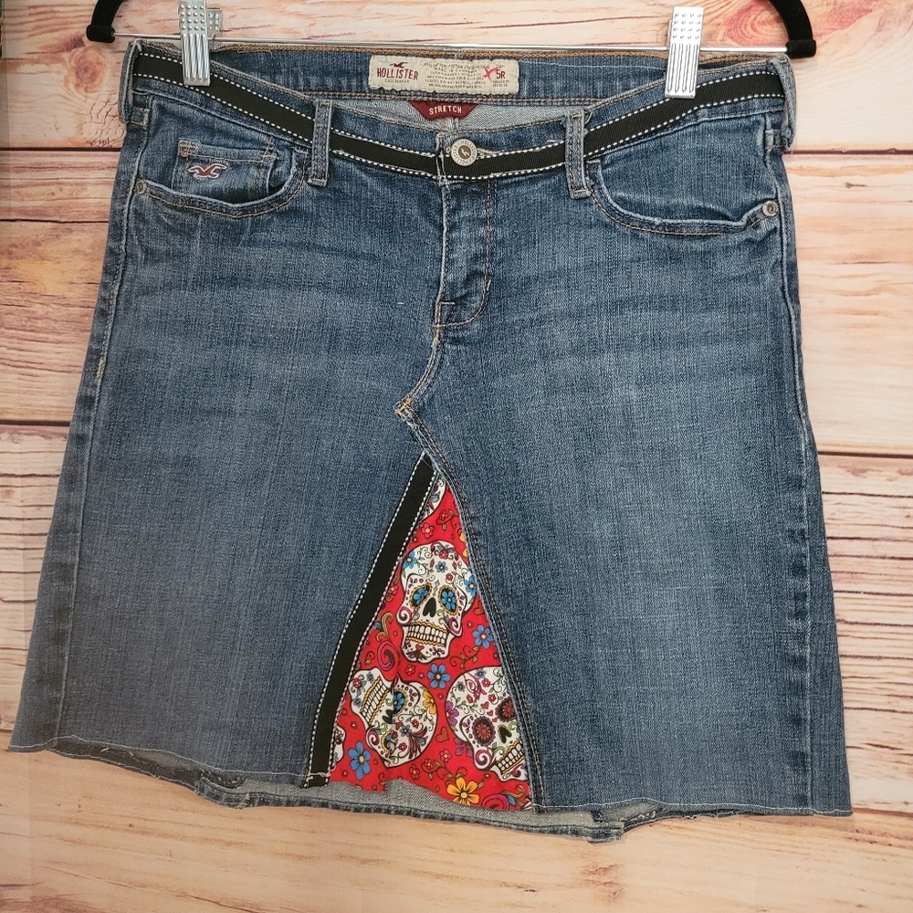 UPCYCLED HANDMADE "Hollister" Sugar skull Juniors Denim Skirt!